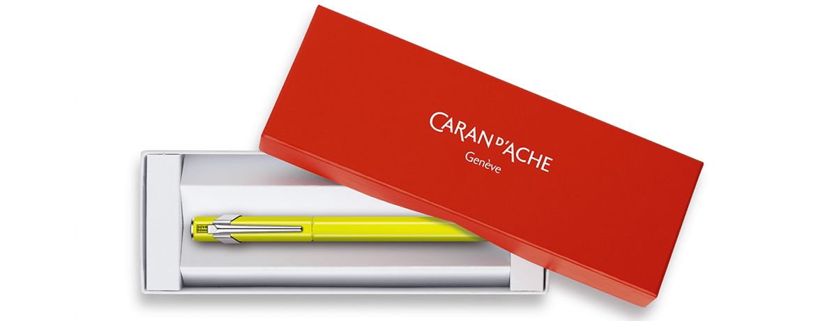 Caran d'Ache 849 Fluo Line - Penna Stilografica in alluminio - Giallo Fosforescente