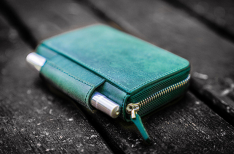 Galen Leather EDC Wallet - Portafoglio in Pelle con Portapenne - Crazy Horse Forest Green