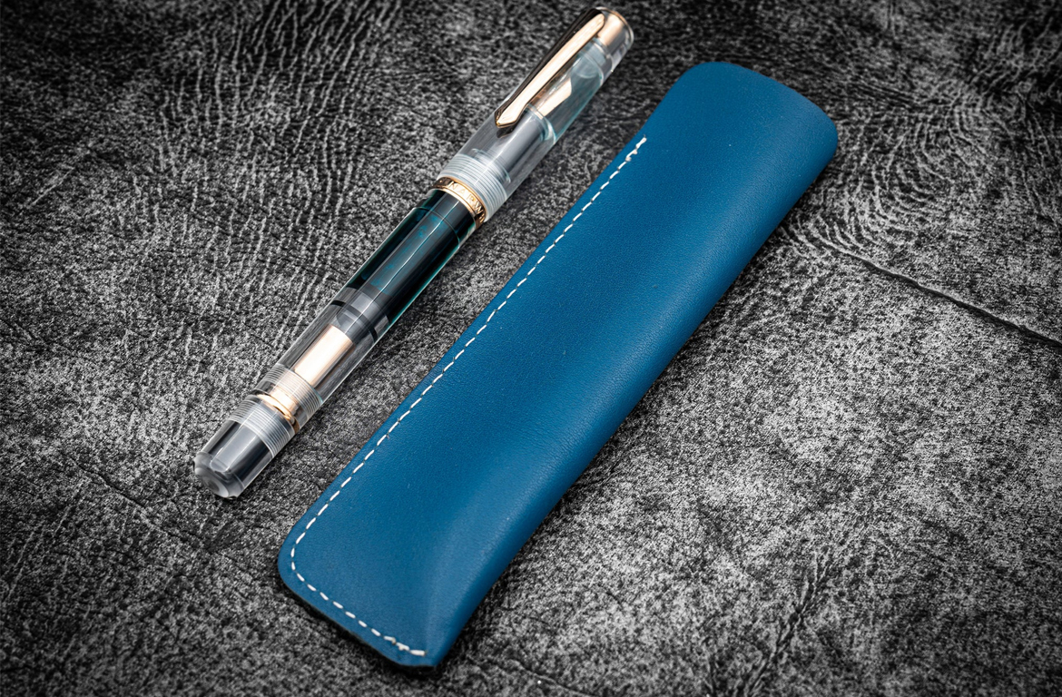 Galen Leather Single Fountain Pen Case - Crazy Horse Ocean Blue