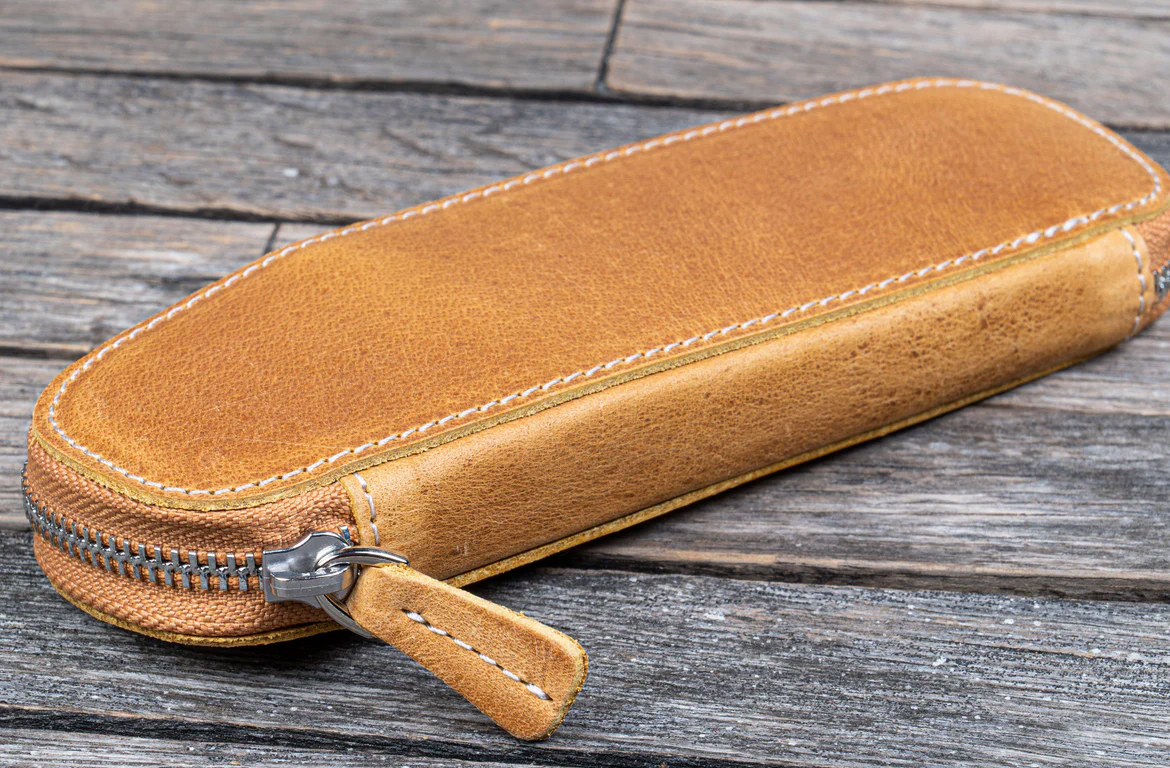 Galen Leather Zippered Pen Case - 2 Posti - Crazy Horse Honey Ochre