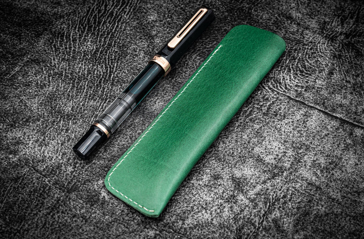 Galen Leather Single Fountain Pen Sleeve - Multiple Colors - Green