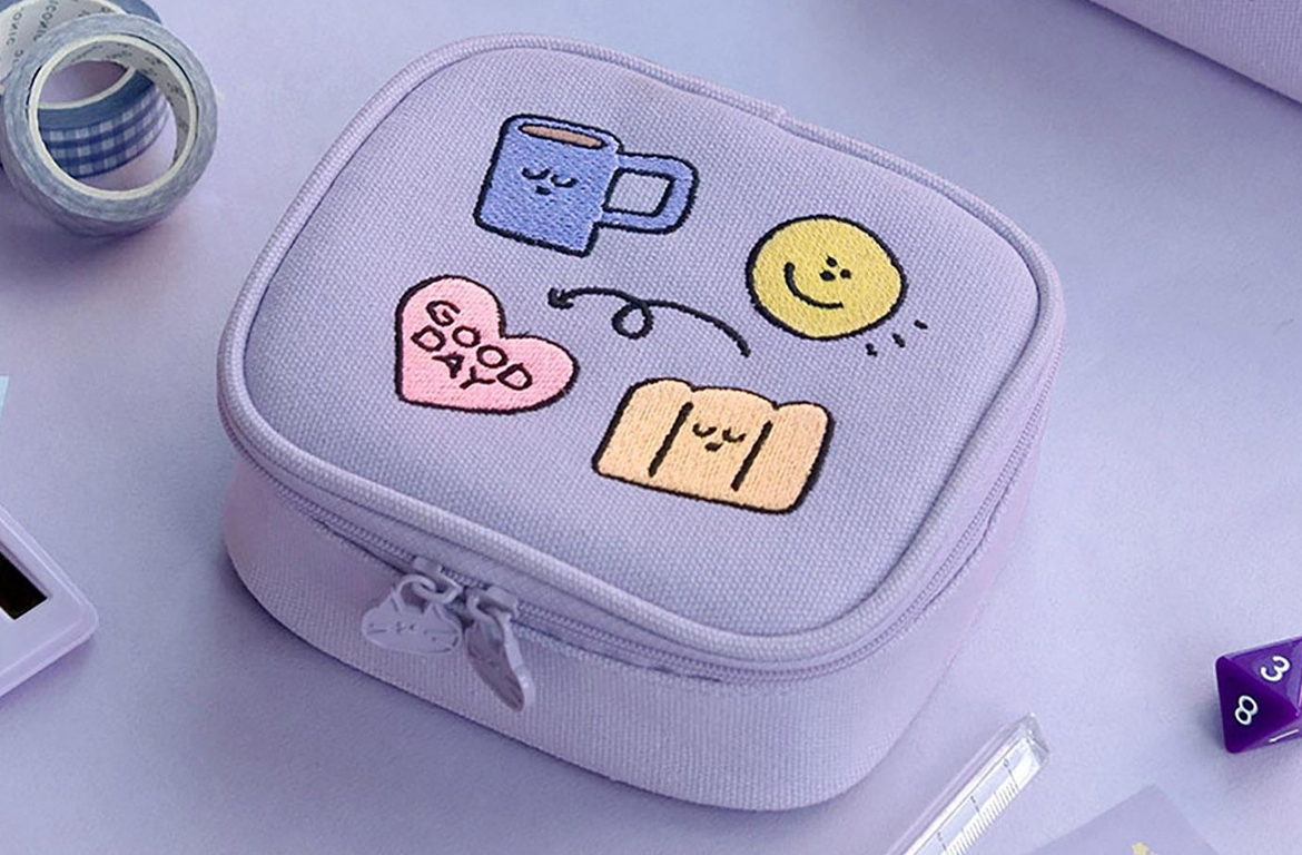 Iconic Doodle Mini Pouch 04 Lavender