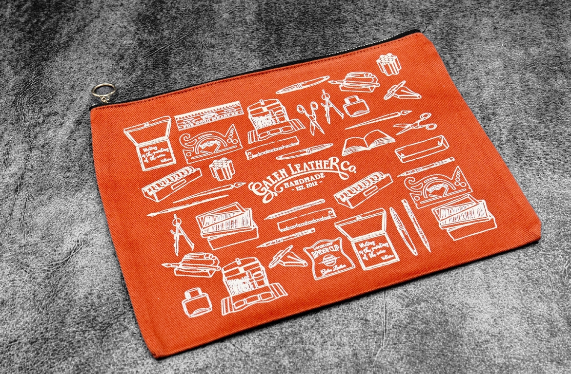 Galen Leather Pochette in...