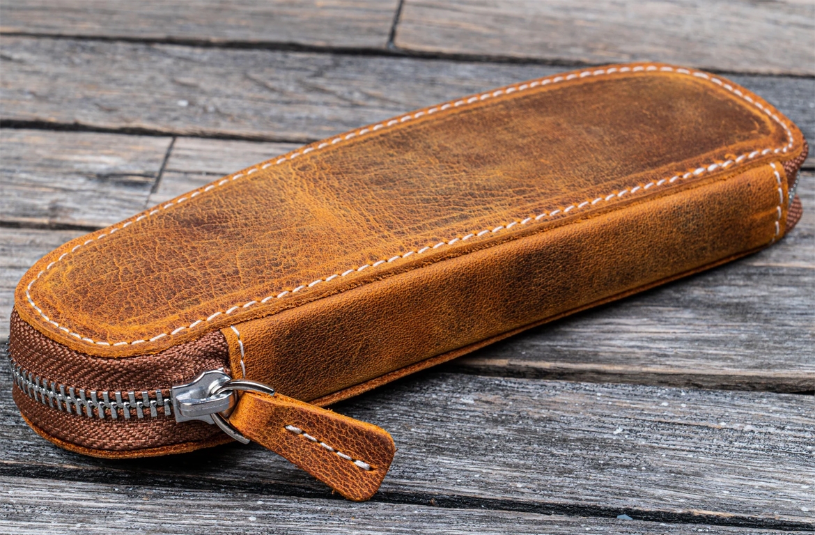 Galen Leather Astuccio in...